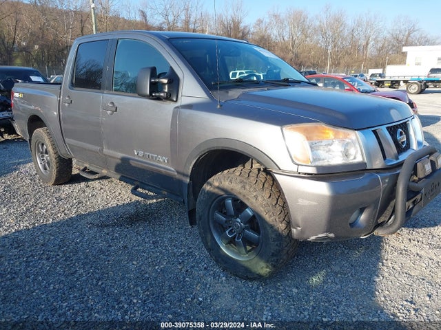 Nissan Titan Pro-4x 2014 1N6BA0EC0EN511367 zdjęcie główne