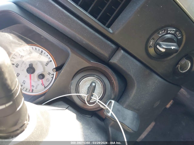 Nissan Titan Pro-4x 2014 1N6BA0EC0EN511367 Image 11