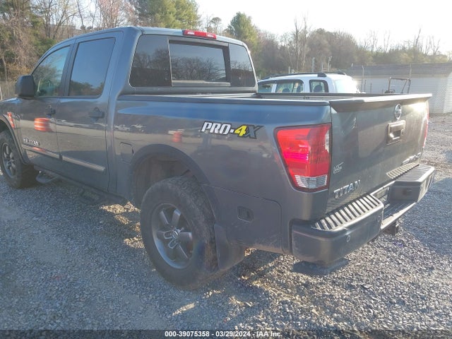 Nissan Titan Pro-4x 2014 1N6BA0EC0EN511367 Image 3