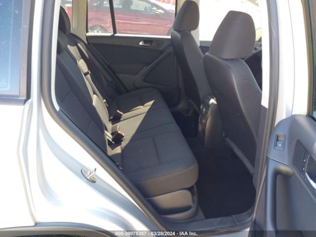 WVGAV7AX2HK046905 Volkswagen Tiguan 2.0t/2.0t S