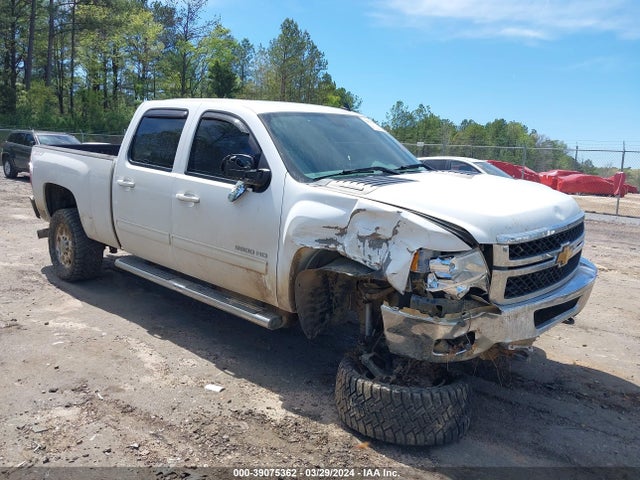 2014 1GC1KYC84EF153967 main image