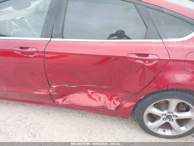 Продаж на аукціоні авто 2016 Ford Fusion Se, vin: 3FA6P0HD3GR231391, номер лоту: 39075396