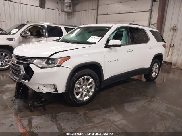 Chevrolet Traverse 1lt 2018 1GNEVGKW7JJ130331 Image 2