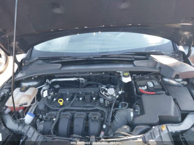 1FADP3H25JL264390 Ford FOCUS SEL