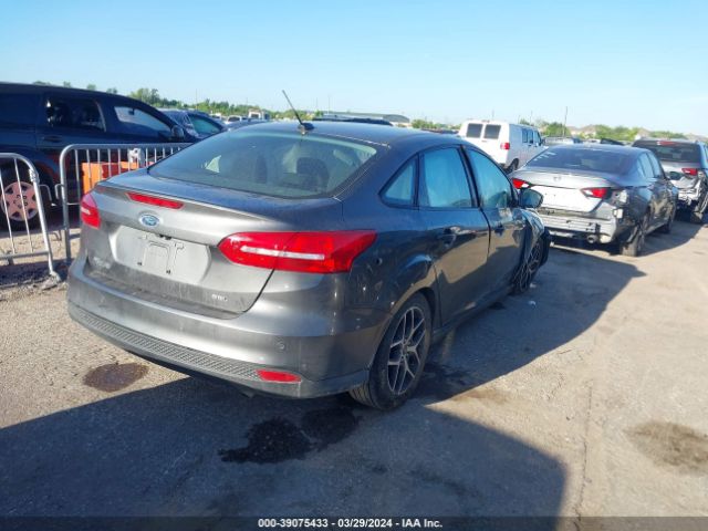 1FADP3H25JL264390 Ford FOCUS SEL