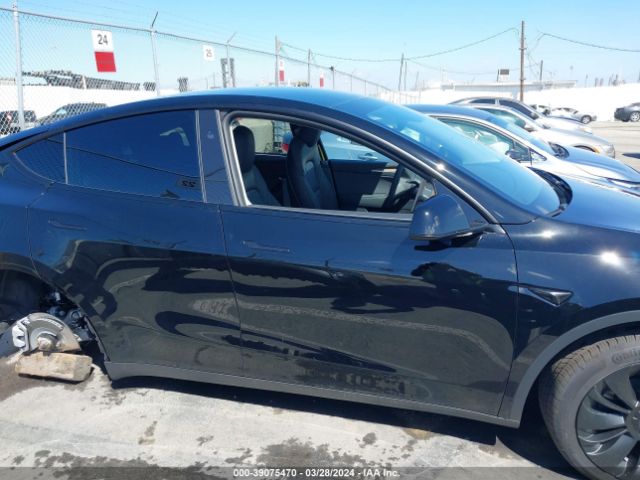7SAYGDED5RF010199 Tesla Model Y Rwd