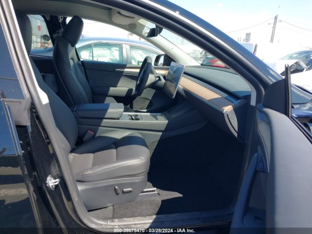 7SAYGDED5RF010199 Tesla Model Y Rwd