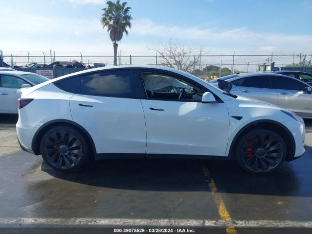 7SAYGDEF2NF489550 Tesla Model Y Performance Dual Motor All-wheel Drive