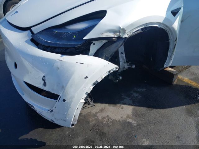 7SAYGDEF2NF489550 Tesla Model Y Performance Dual Motor All-wheel Drive