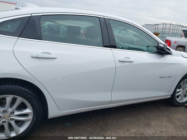 Chevrolet MALIBU LT 2018 1G1ZD5ST7JF249435 Image 13