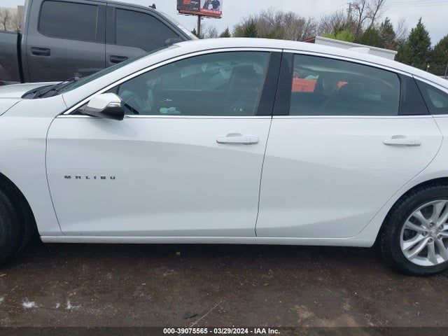 Chevrolet MALIBU LT 2018 1G1ZD5ST7JF249435 Image 14