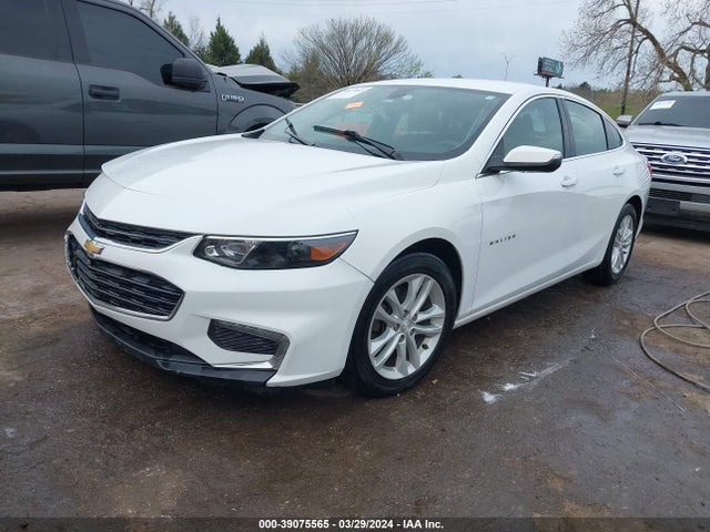 Chevrolet MALIBU LT 2018 1G1ZD5ST7JF249435 Image 2