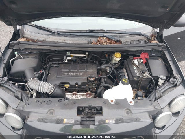 Chevrolet Sonic Ltz Auto 2015 1G1JE5SB1F4205970 Image 10