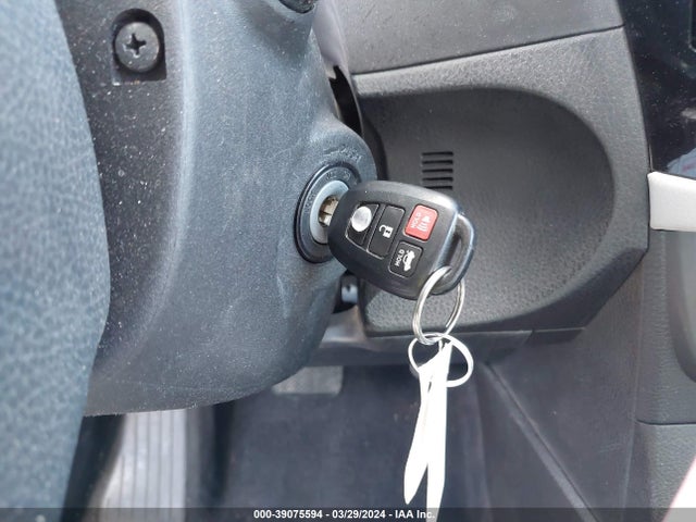 Toyota COROLLA LE 2015 5YFBURHE6FP337160 Image 11