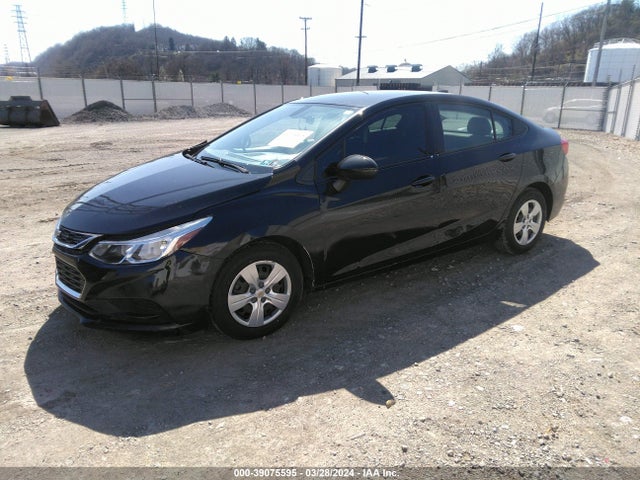 Chevrolet Cruze Ls Auto 2017 1G1BC5SM2H7187945 Image 2