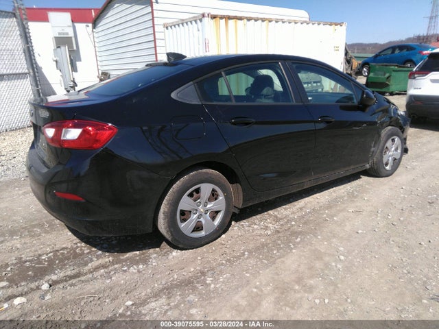 Chevrolet Cruze Ls Auto 2017 1G1BC5SM2H7187945 Image 4