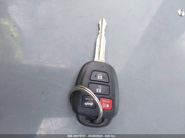 4T1BF1FK8GU183006 Toyota CAMRY SE