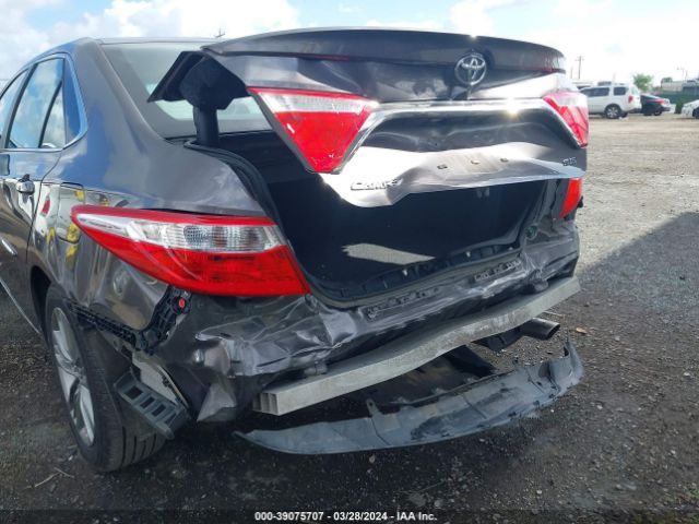 4T1BF1FK8GU183006 Toyota CAMRY SE