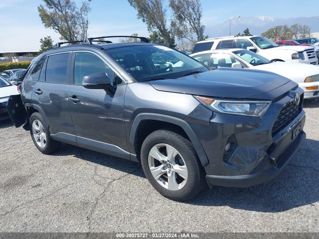 Toyota Rav4 Xle 2019 JTMW1RFV9KD023528 main image