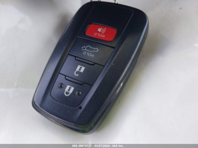 Toyota Rav4 Xle 2019 JTMW1RFV9KD023528 Image 11