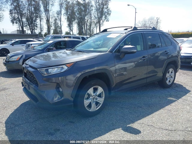 Toyota Rav4 Xle 2019 JTMW1RFV9KD023528 Image 2