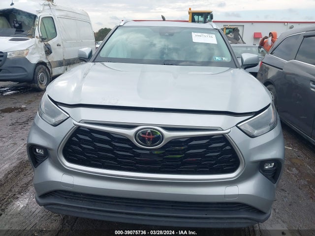Toyota Highlander Xle 2021 5TDHZRBH1MS089192 Image 12