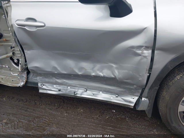 Toyota Highlander Xle 2021 5TDHZRBH1MS089192 Image 17