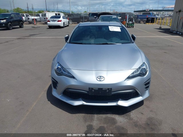 Toyota 86 2018 JF1ZNAA19J8700842 Image 12
