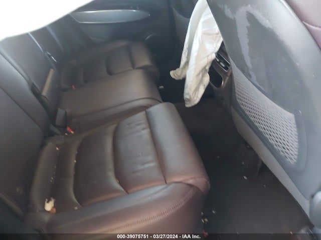 Genesis Gv70 2.5t Awd 2022 KMUMADTB3NU072231 Image 8