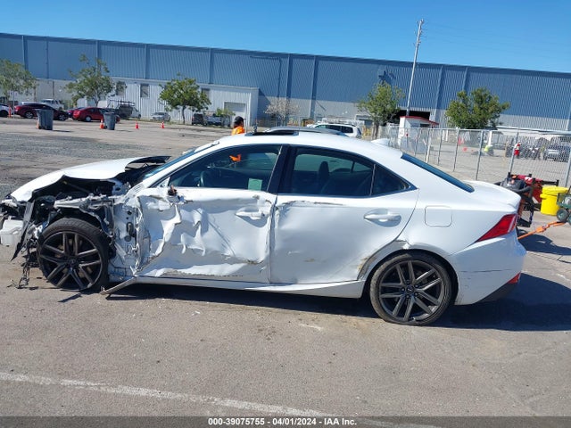 Lexus IS 350 2016 JTHBE1D23G5025451 Image 13