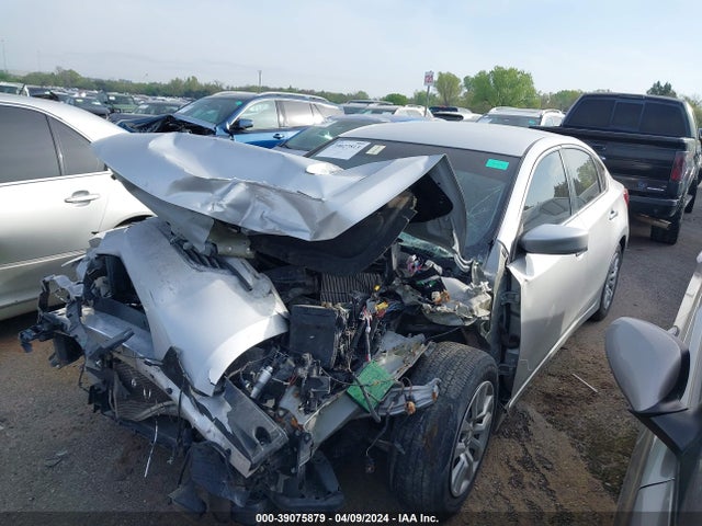 Nissan Altima 2.5 S 2018 1N4AL3APXJC282999 Image 2