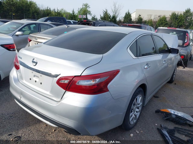 Nissan Altima 2.5 S 2018 1N4AL3APXJC282999 Image 4