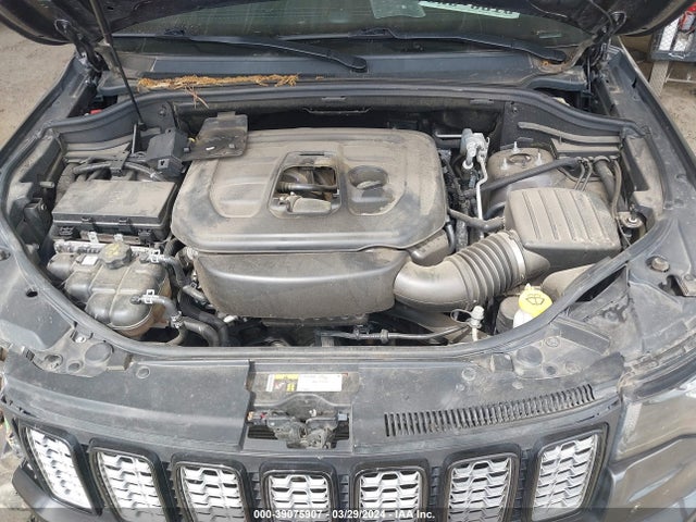 1C4RJEAG8HC868805 Jeep Grand Cherokee Altitude 4x2