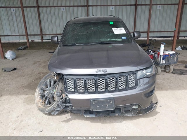1C4RJEAG8HC868805 Jeep Grand Cherokee Altitude 4x2