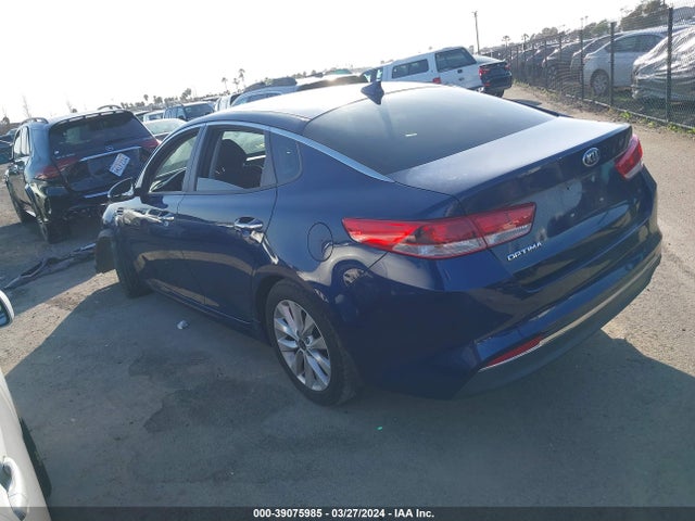KIA Optima Lx 2018 5XXGT4L30JG265004 Image 3