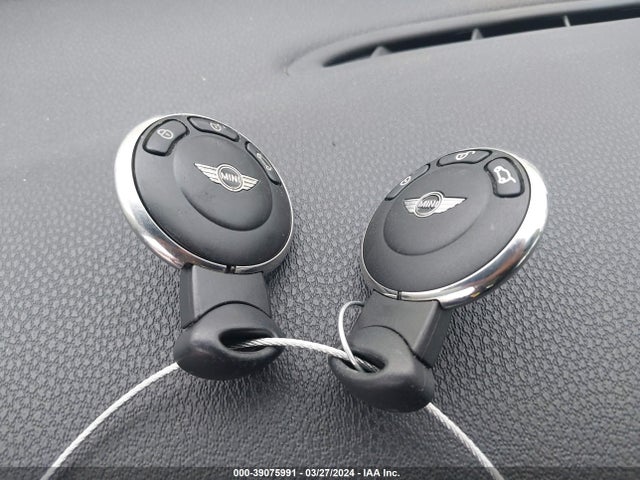 2011 MINI COOPER S WMWSV3C51BTY11324 Photo 10