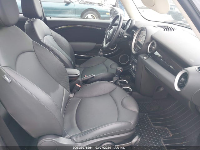 2011 MINI COOPER S WMWSV3C51BTY11324 Photo 4