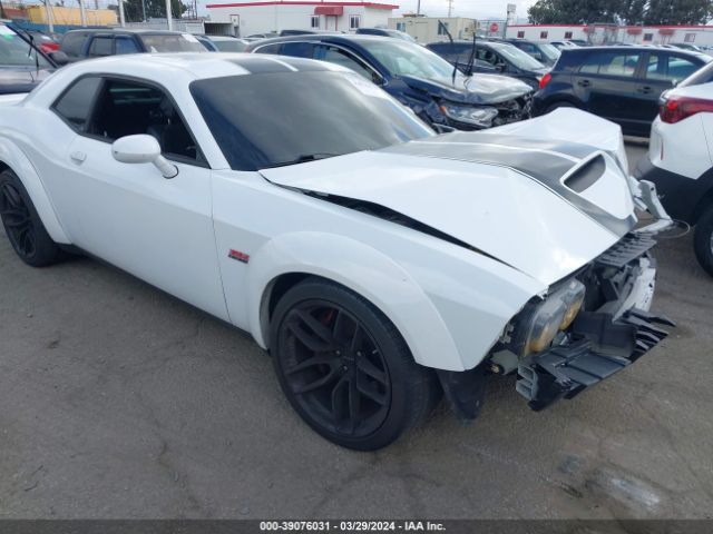 39076031 :رقم المزاد ، 2C3CDZDJ2FH702287 vin ، 2015 Dodge Challenger Srt 392 مزاد بيع