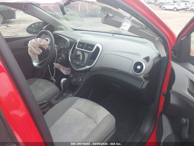 Chevrolet Sonic Ls Auto 2019 1G1JB5SB4K4107731 Image 5