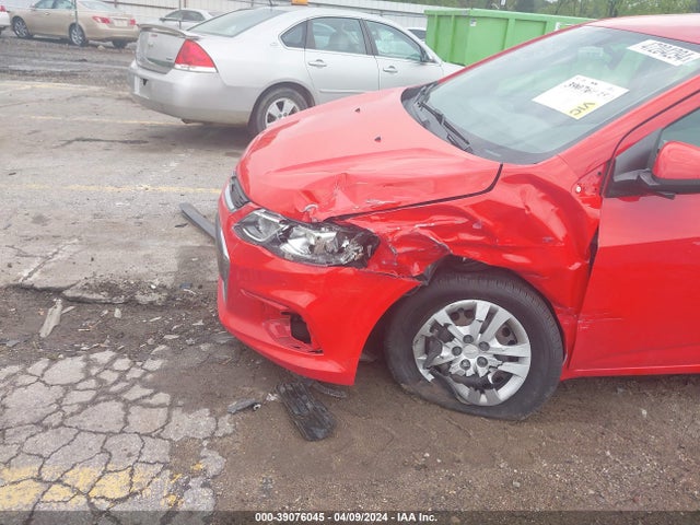 Chevrolet Sonic Ls Auto 2019 1G1JB5SB4K4107731 Image 6