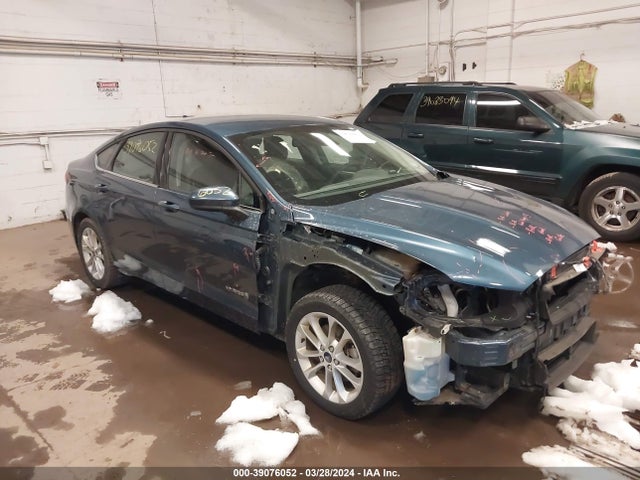 2019 3FA6P0LU2KR114465 main image