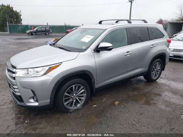 5TDJZRFH2KS725403 Toyota Highlander Xle