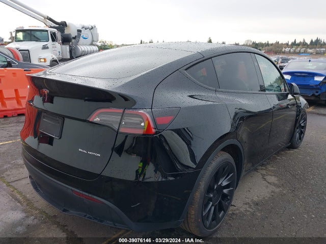 7SAYGDEE0RF982950 Tesla Model Y Long Range Dual Motor All-wheel Drive
