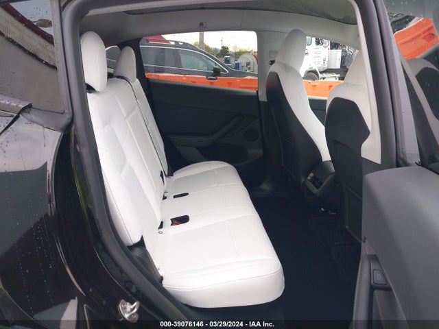7SAYGDEE0RF982950 Tesla Model Y Long Range Dual Motor All-wheel Drive