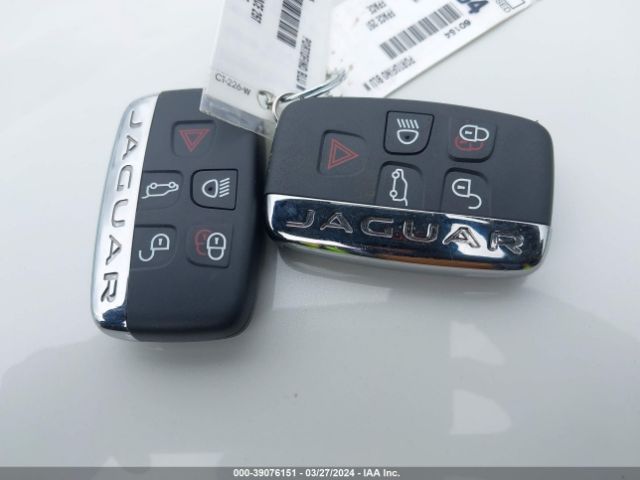 2020 JAGUAR F-PACE SADCJ2FX6LA648231 Photo 10