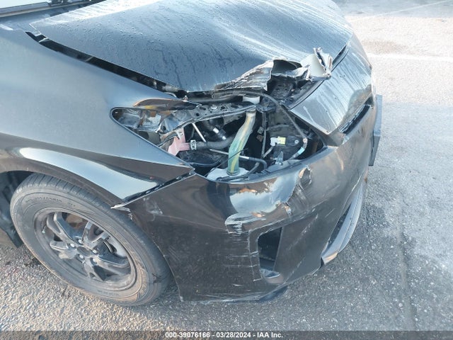Toyota Prius Four 2014 JTDKN3DU3E1742161 Image 6
