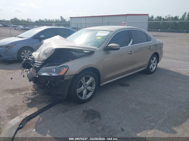 Volkswagen Passat 1.8t Se 2015 1VWBS7A34FC015612 Image 2