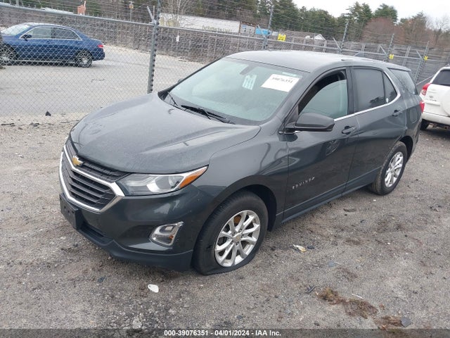 Chevrolet EQUINOX LT 2018 2GNAXSEV0J6210968 Image 2