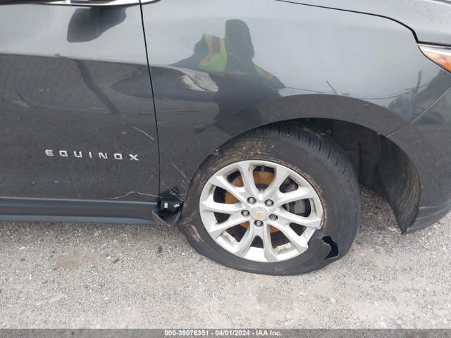 Chevrolet EQUINOX LT 2018 2GNAXSEV0J6210968 Image 6