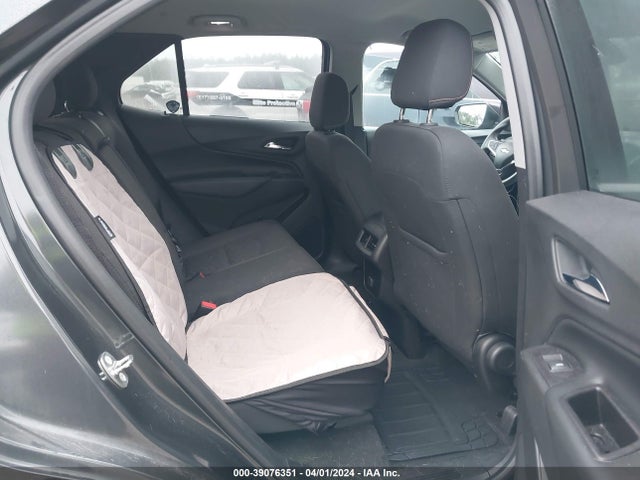 Chevrolet EQUINOX LT 2018 2GNAXSEV0J6210968 Image 8